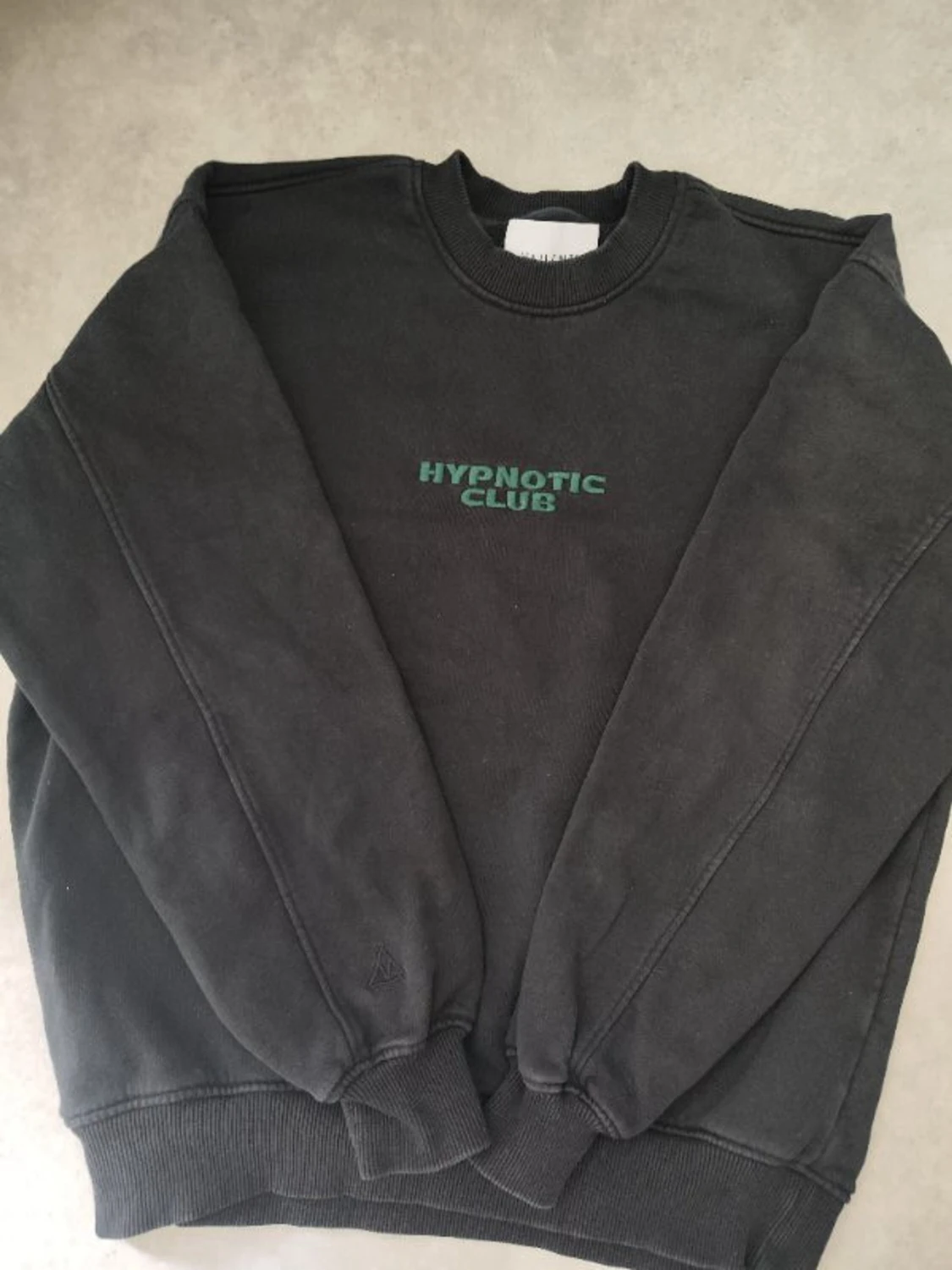 Svart sweatshirt Hypnotic Club - 1