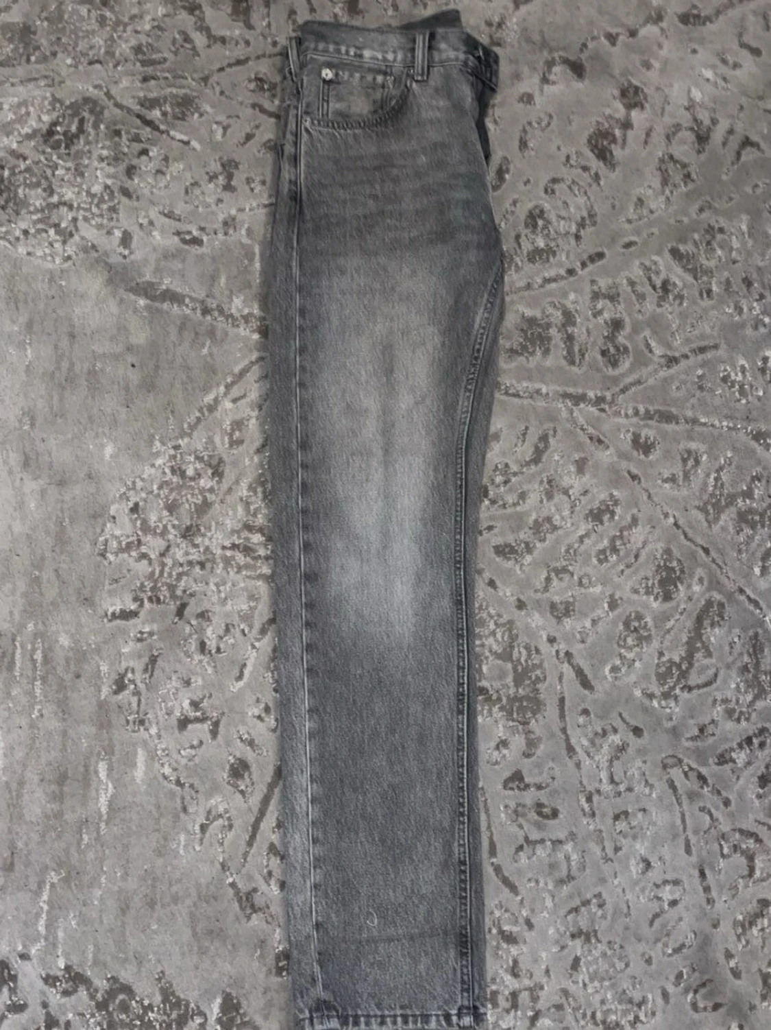 28/32 Hm Grå regular fit jeans - 1