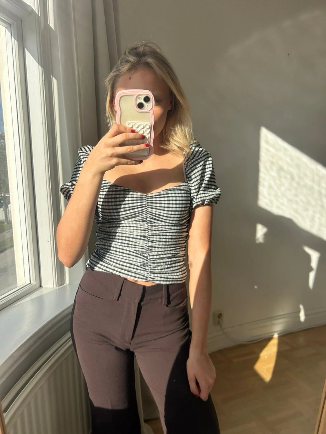 Rutig svartvit blus med puffärm💖✨ - 3