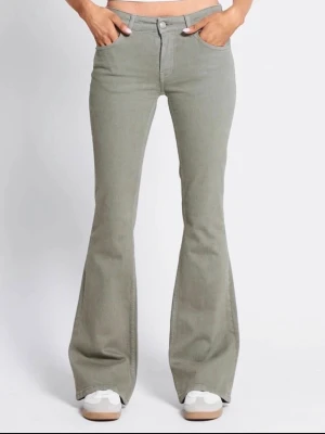 Super Lågmidjade jeans ifrån lager ! Helt oanvända  - Pris kan diskuteras. 