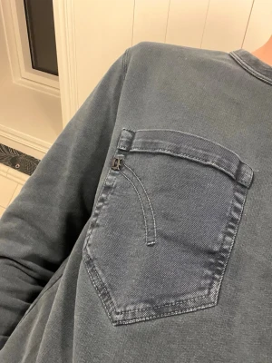 Dondup tröja - hej! Säljer min dondup tröja! Om några funderingar osv så skriv till mig så löser vi något!