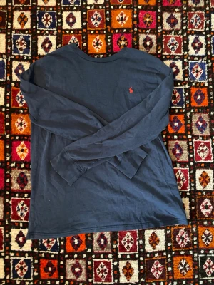 Longsleve Polo Ralph Lauren  - Simple, snygg å enkel långsleve från Ralph lauren i storlek s/m. Hör av dig vid frågor eller funderingar!