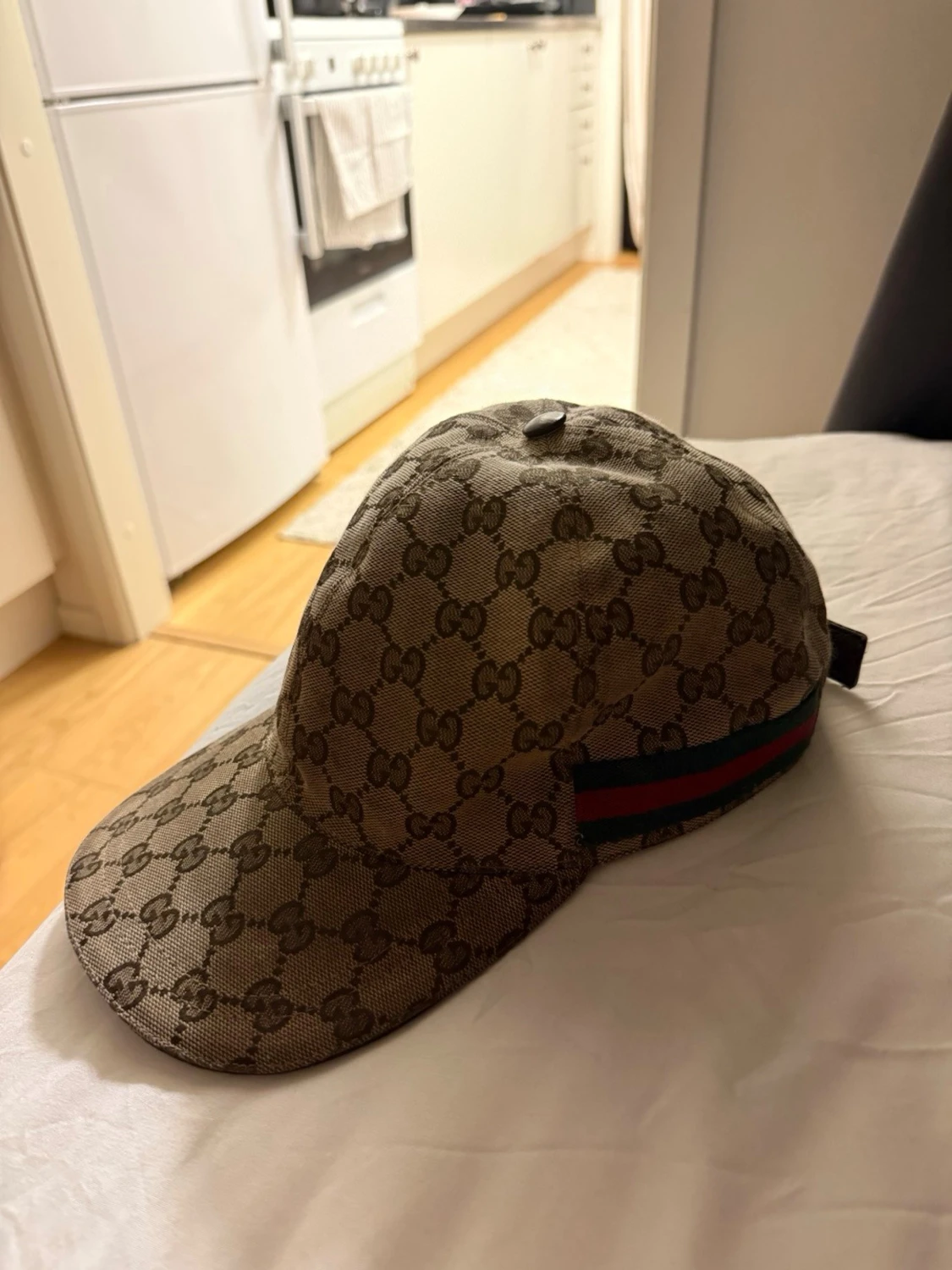 Gucci keps med GG-mönster