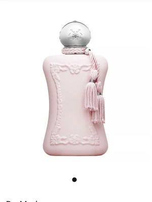 Parfums de Marly Delina Exclusif - Parfums de Marly Delina 75 ml (Ny, oöppnad)  Säljer Delina 75 ml, helt ny och oöppnad i originalförpackning. Aldrig använd.  🌸 Elegant, feminin och lyxig doft 📦 Obruten kartong  Skickas snabbt 