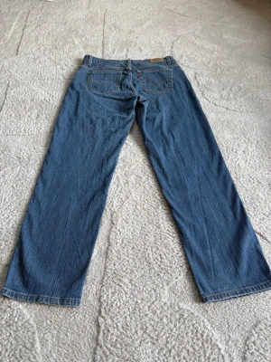Levis jeans - Vintage Levi’s jeans Model: 550 Måtten finns på sista bilden:) Öppen för prisförslag och frågor!🤩