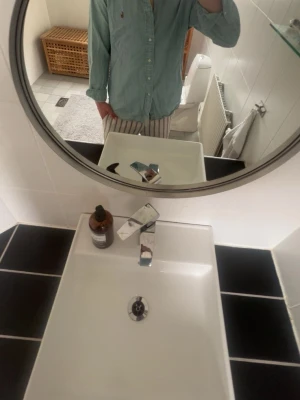 Polo Ralph Lauren jeans skjorta - Säljer en riktigt fet skjorta från POLO RALPH LAUREN den är  i storlek M       Pris kan diskuteras!