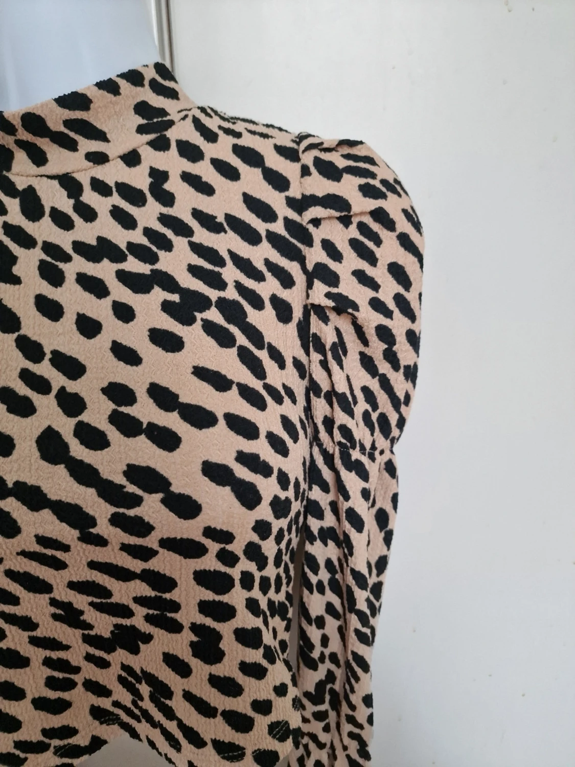 Leopardmönstrad croppad topp - 3