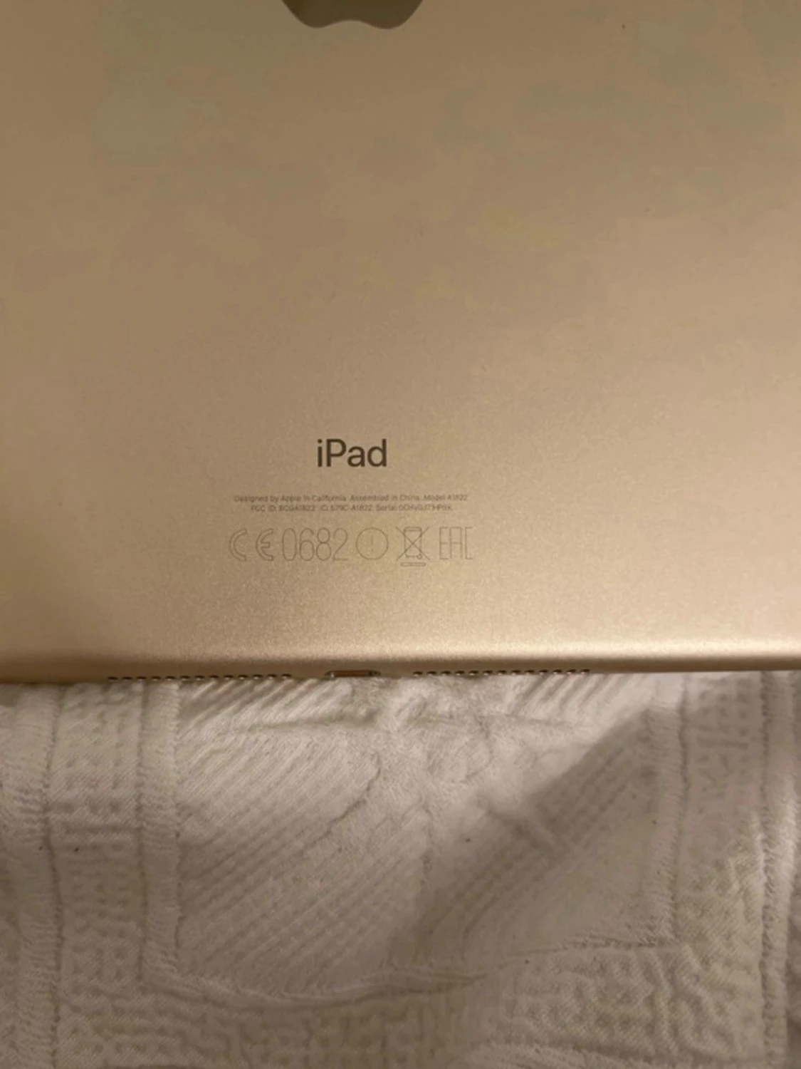 Ipad generation 5 - 4