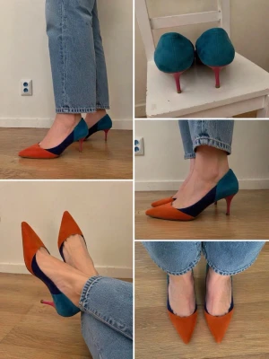 Färgglada pumps med spetsig tå - Säljer ett par unika pumps med spetsig tå i orange, blå och turkos mocka. Skorna har smala rosa klackar och en cool färgblock-design som verkligen sticker ut. Perfekt för dig som vill ha något annorlunda och trendigt i garderoben.