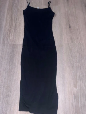 Klänning - Klänning från new yorker i storlek 34💗