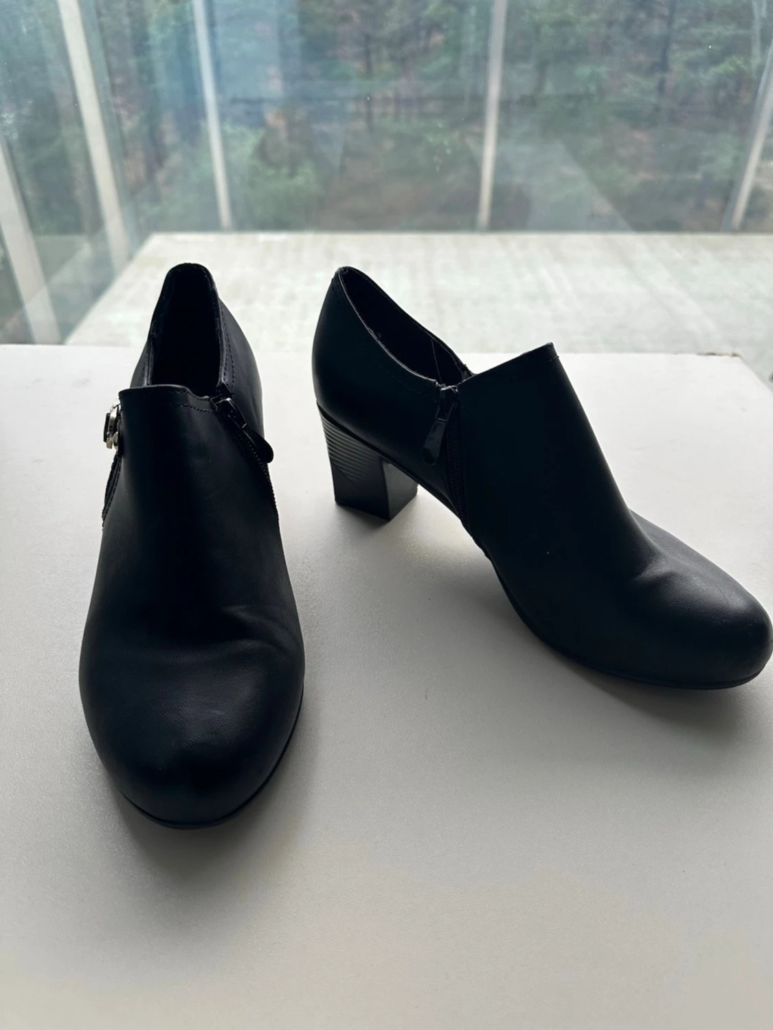 Svarta stövletter med klack, storlek 39 - 1