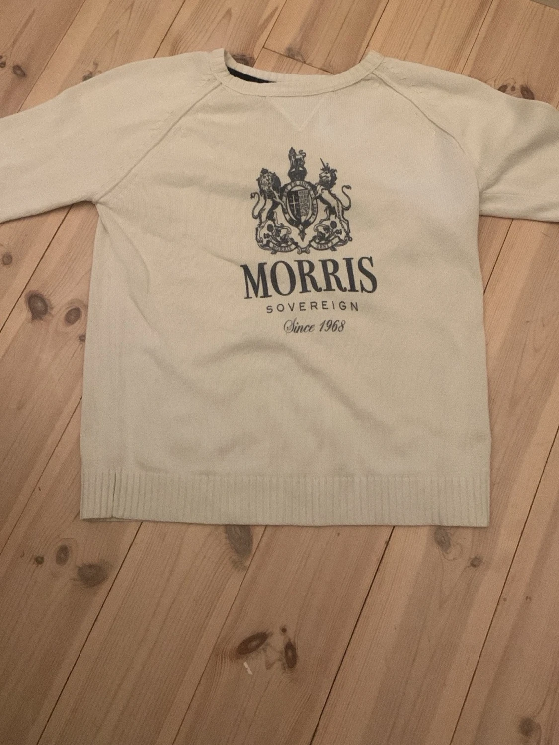 Beige tröja från Morris med tryck