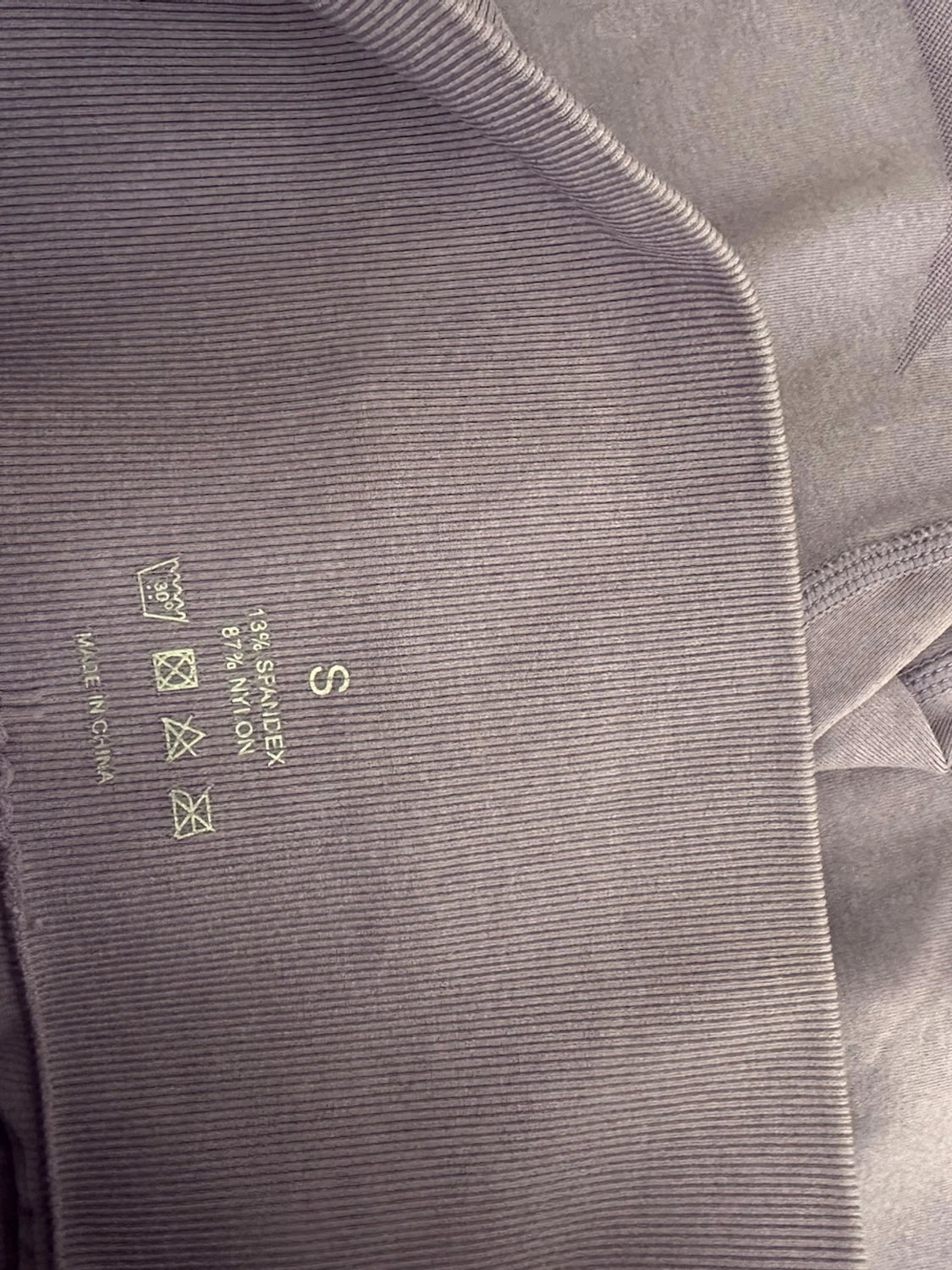 Ljuslila seamless leggings från NVGTN - 2