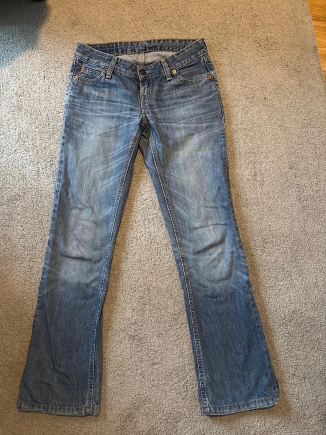 Levi's blå lågmidjade bootcut jeans - 1