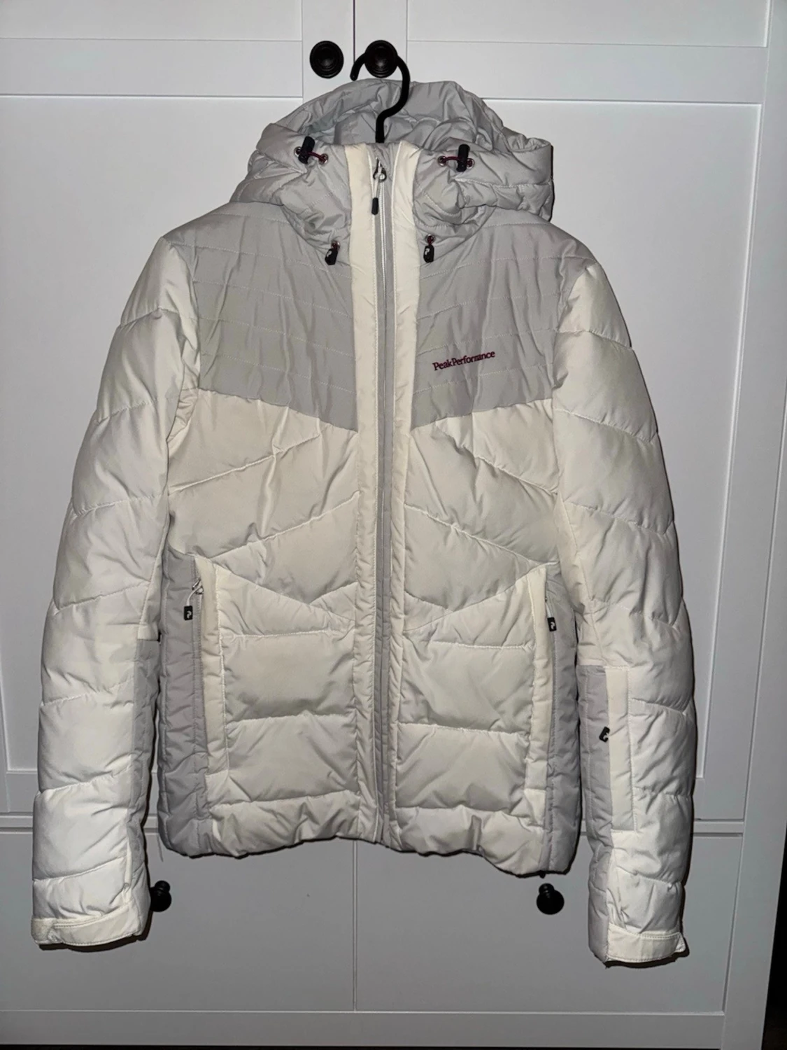 Vit/grå Skidjacka från Peak Performance