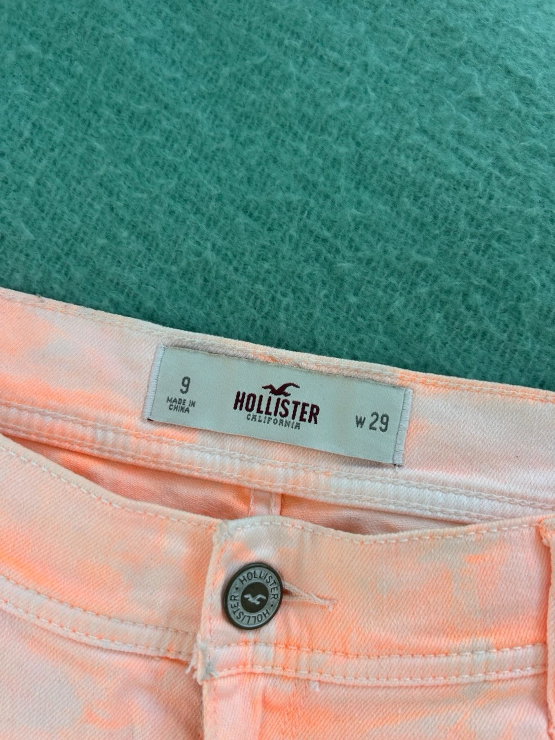 Hollister lågmidjade jeansshorts  - 3