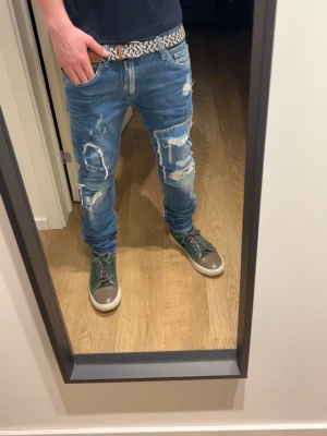 Replay jeans - Lite schystare Replay jeans | Storlek W31 L32 | Mycket sällsynta jeans så tveka ej att köpa | Har du några funderingar är det bara att ställa🙌 fraktas samma dag som köpt 📦