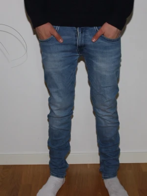 Replay jeans  - Säljer ett par feta replay jeans. Storlek 29W 32L. Skriv vid frågor!!