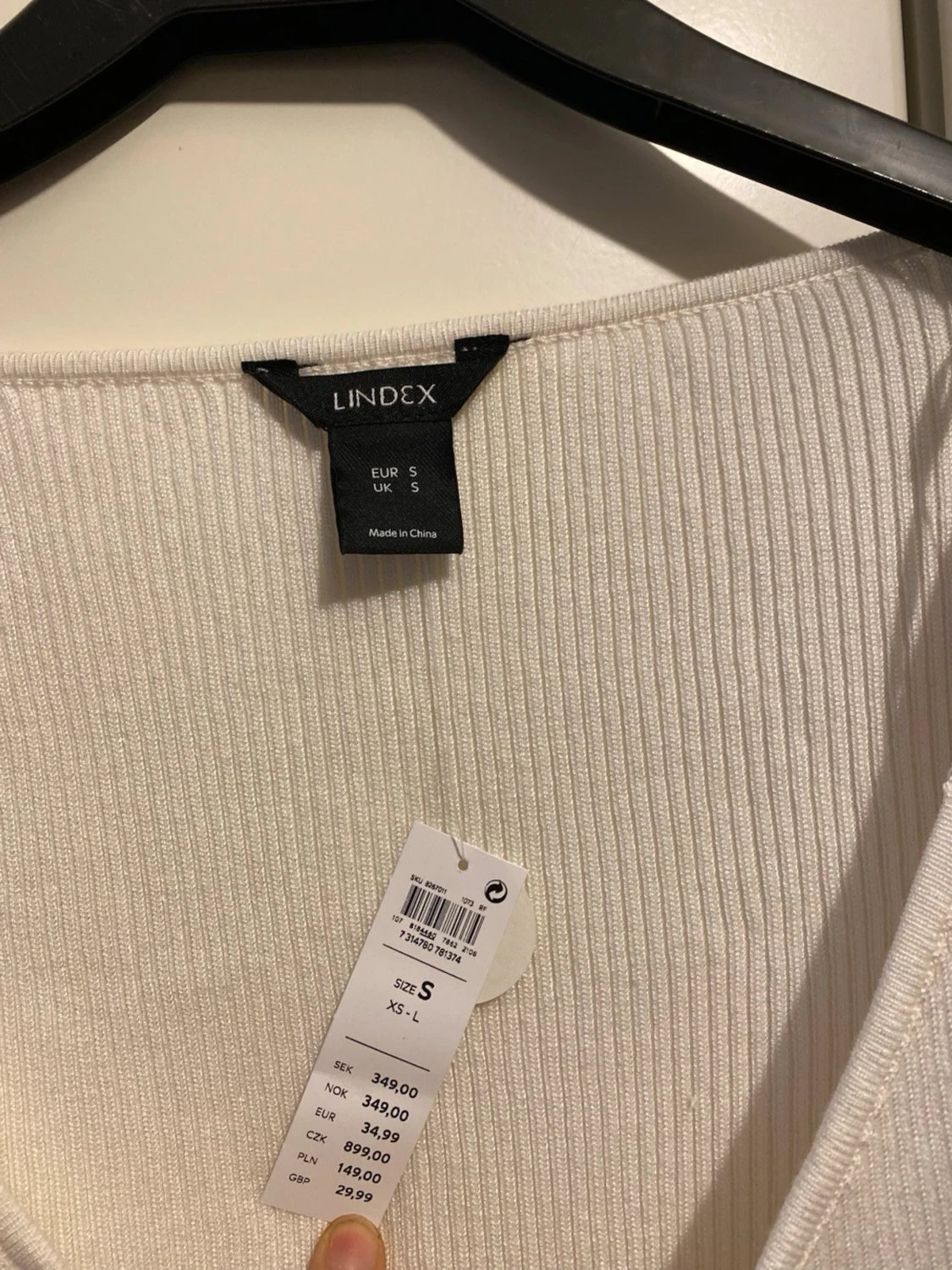 Vit ribbad topp från Lindex - 3