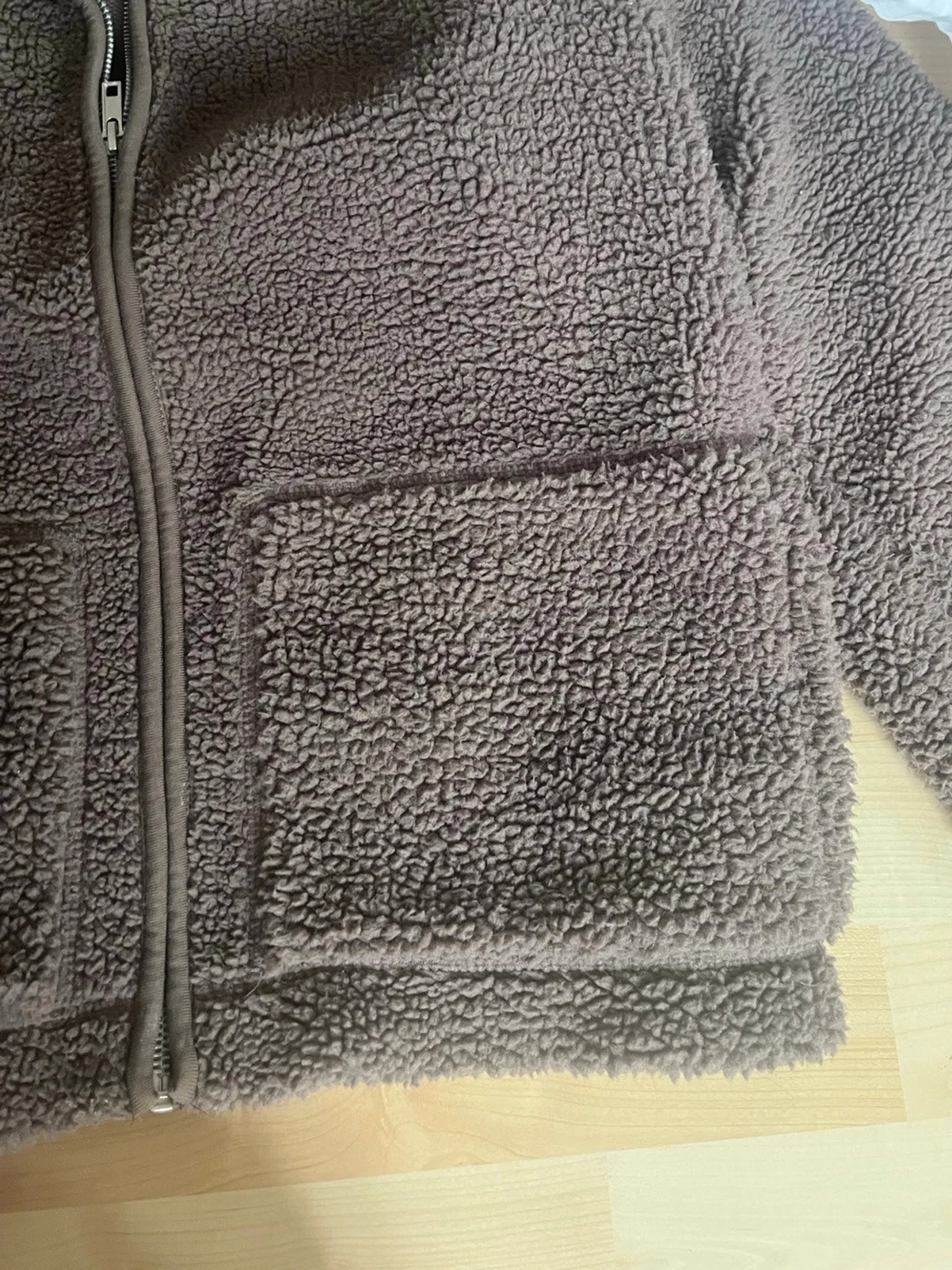 Brun teddyjacka med dragkedja - 1