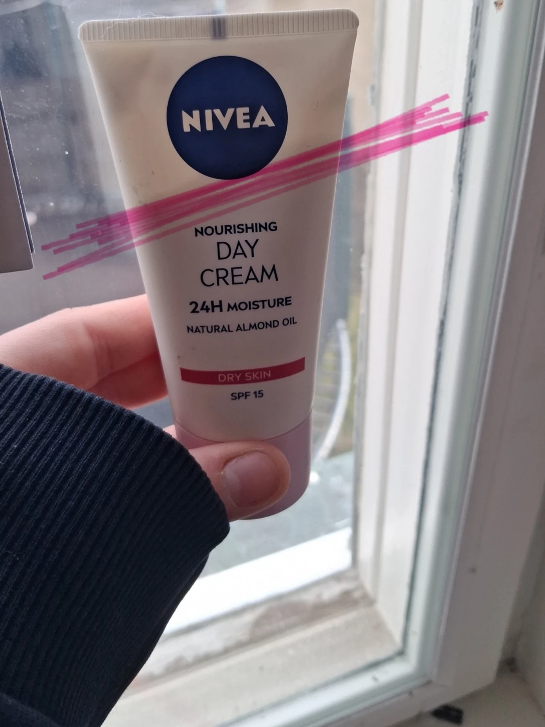NIVEA Nourishing Day Cream SPF 15 - 3