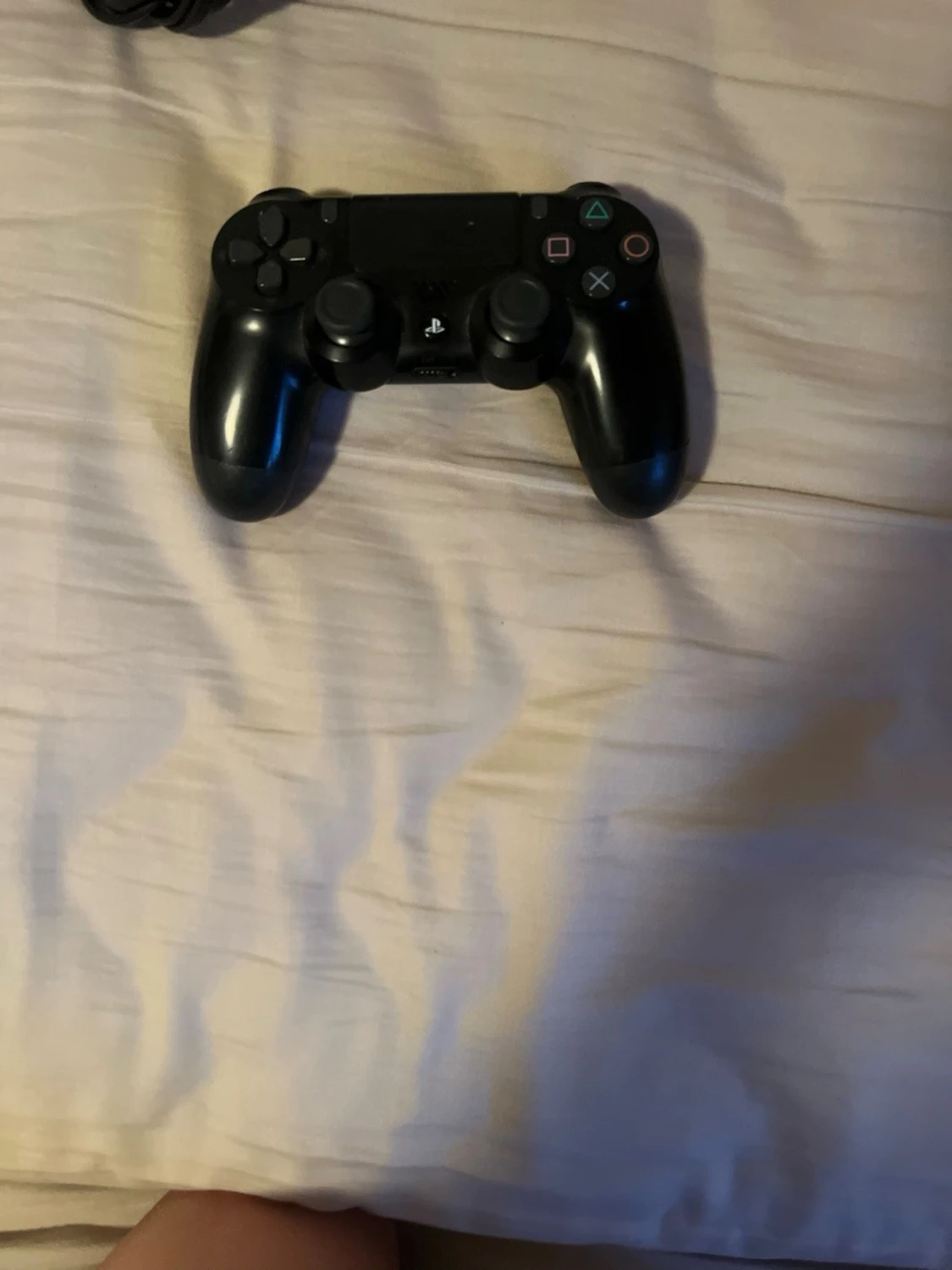PlayStation 4 med handkontroll - 2