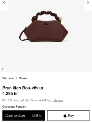 Ganni väska - Säljer denna helt nya och oanvända Ganni väska i brunt. Tillkommer axelrem❤️Pris kan diskuteras