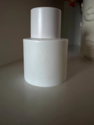 LXA Scent 01 - Lite mer än hälften kvar av 50ml