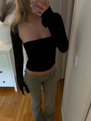 Svart topp - Så fin och skön topp!🥹