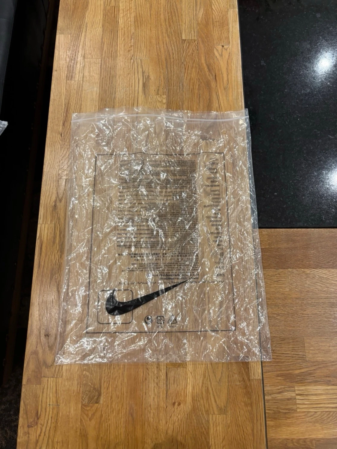 Svart vindjacka från Nike med huva - 4
