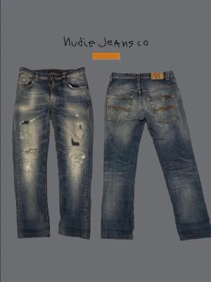Nudie jeans - Tillbaka igen med ett par Nudie jeans och dessa är super snygga och slitna. Använda en hel del men endå sjukt feta. Skriv vid frågor! 