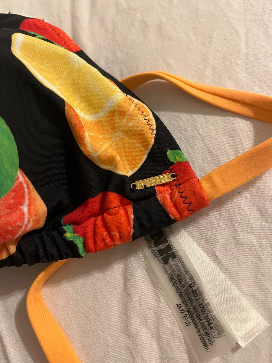 Ny! Victoria’s Secret / Pink Svart bikiniöverdel med fruktmönster - 3