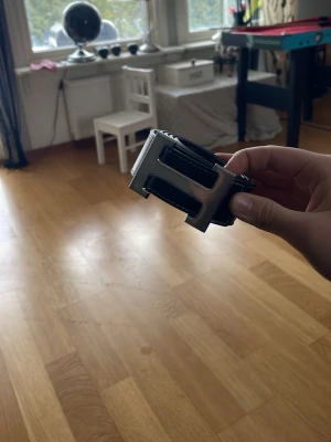 Bälte  - Säljer ett nytt bälte 315kr. Skickas inom 24 timmar. Använt 1 gång och det är på bilden storlek 110. Vid snabb affär kan jag gå ner i pris. Har du några frågor? Skicka i dm