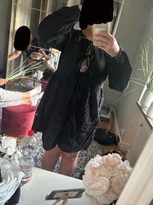 Nelly klänning  - Klänning från Nelly