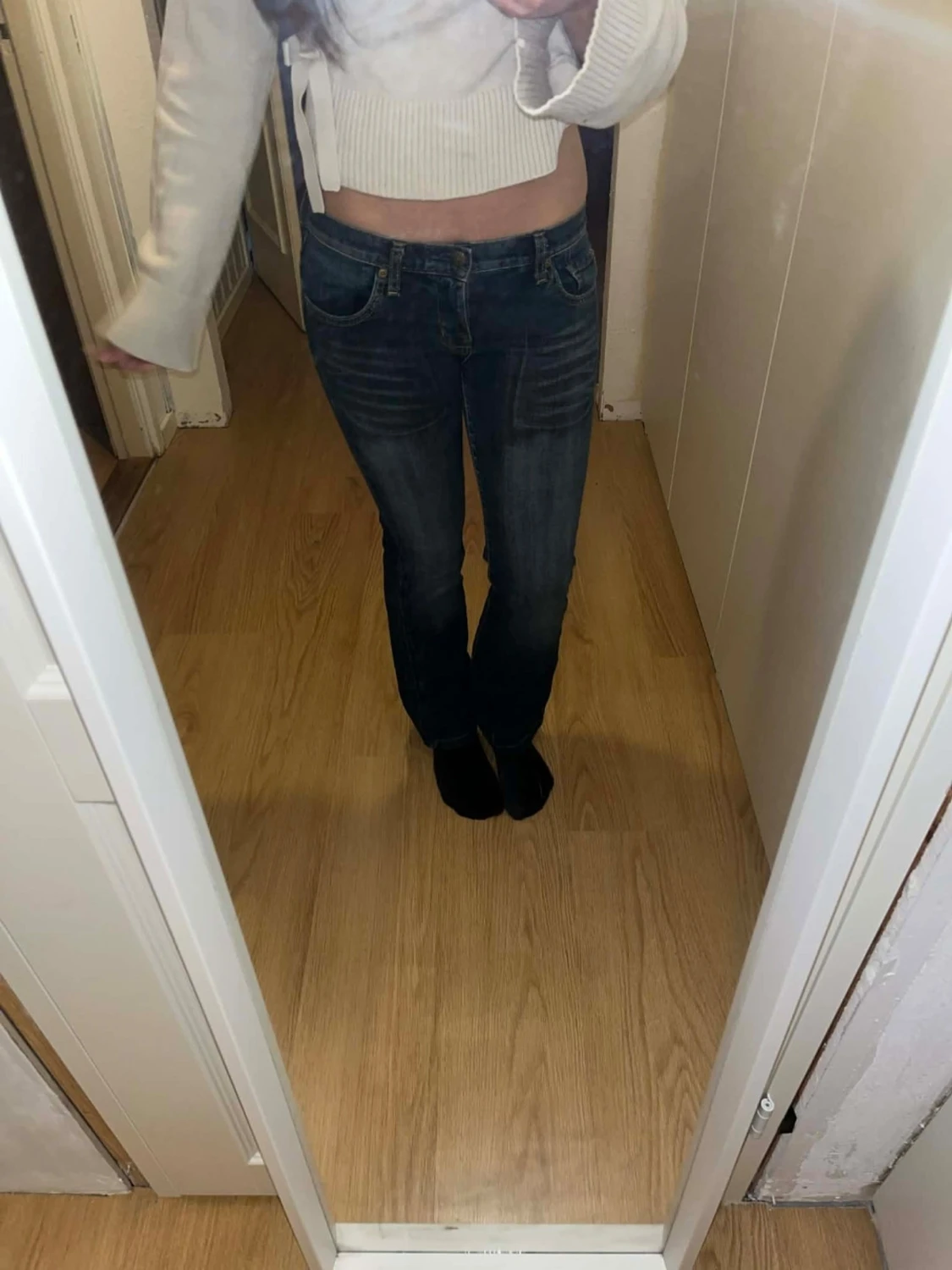 Mörkblå bootcut jeans