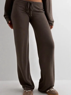 Nelly chill pants - Chill pants från nelly i storlek S💓