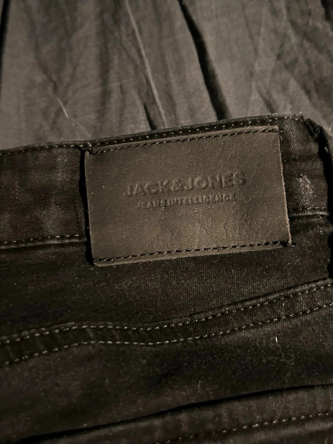 Svarta  jeans - 2