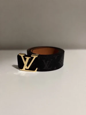 Lv bälte  - helt ny, LÅNG FRAKTID 