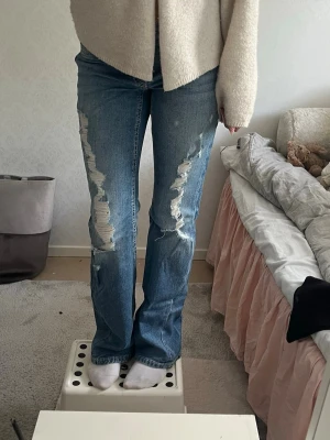 Söta jeans  - Som nya , andvänder det knappt så inga fläckar finns!!💗💗funkar också XS och S!