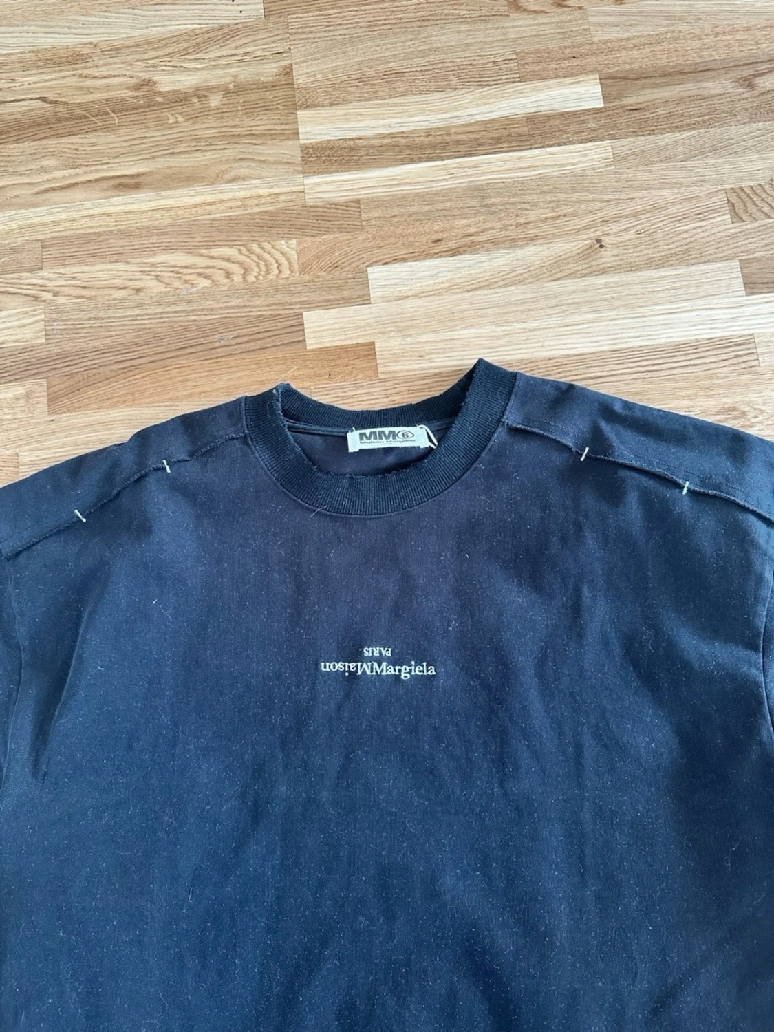 Svart t-shirt från MM6 Maison Margiela - 3
