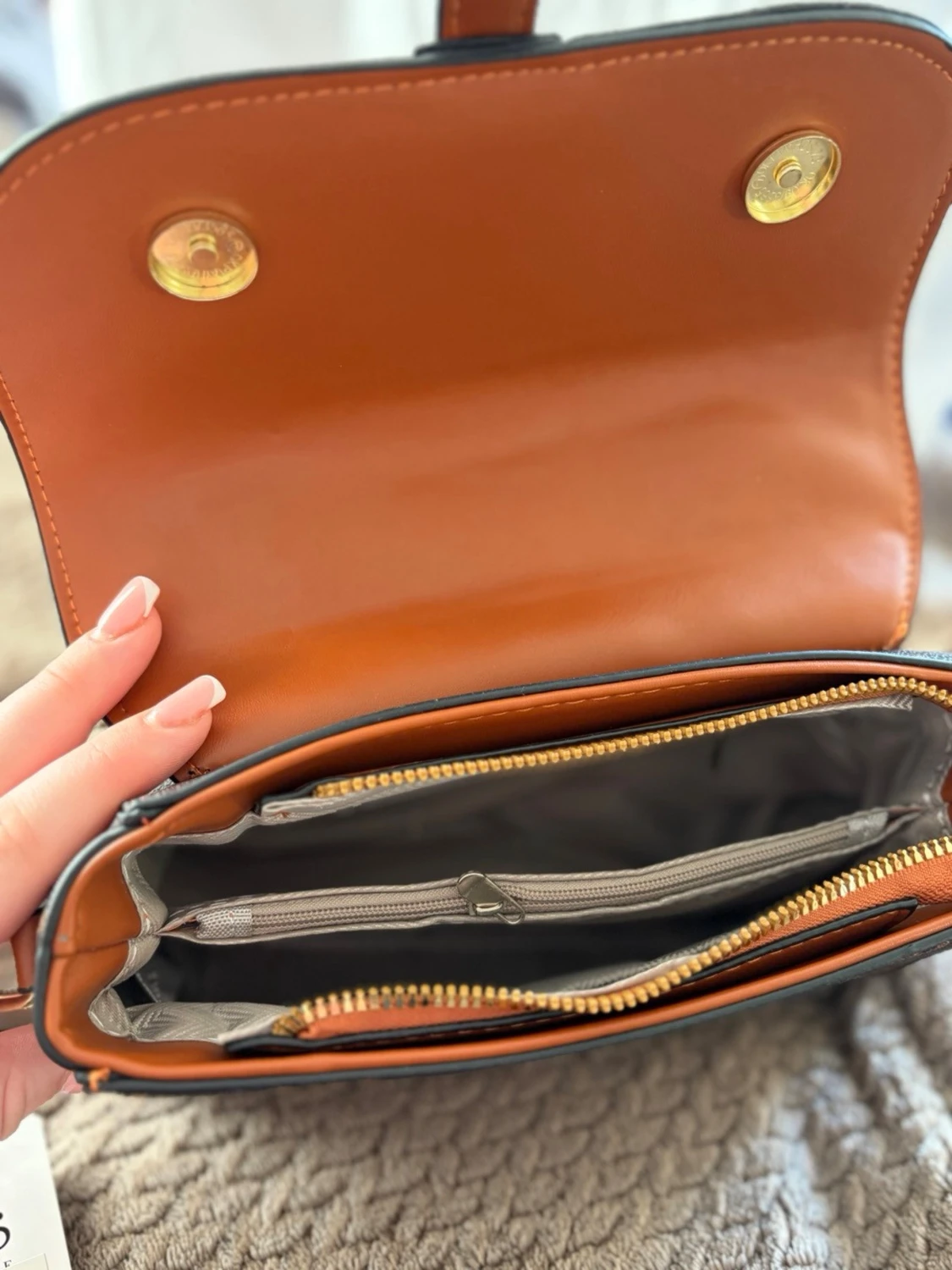 Brun handväska  - 1