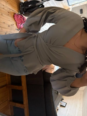 Fest tröja - Super söt fest tröja, perfekt till sommaren