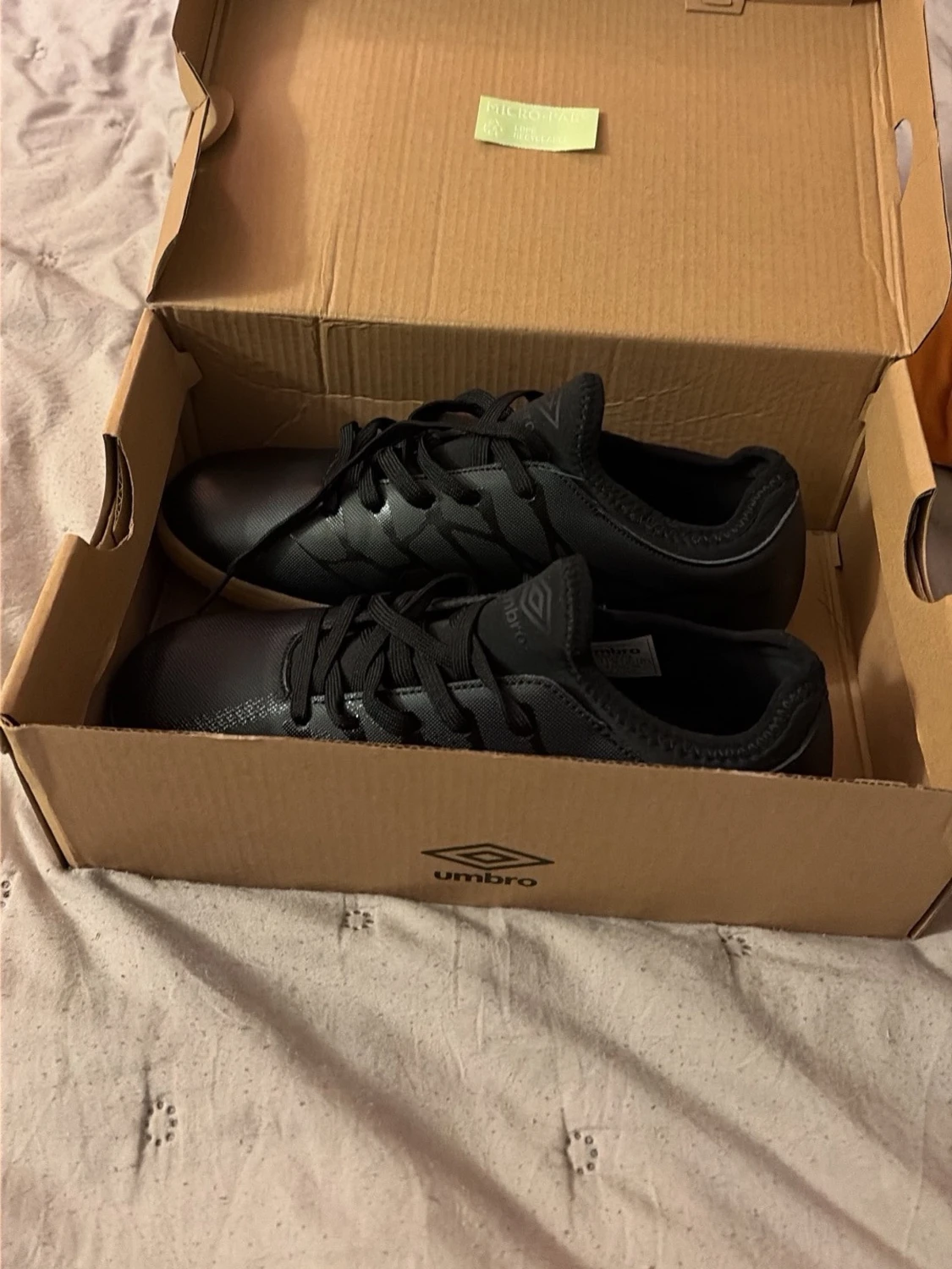 Svarta Umbro fotbollsskor - 5