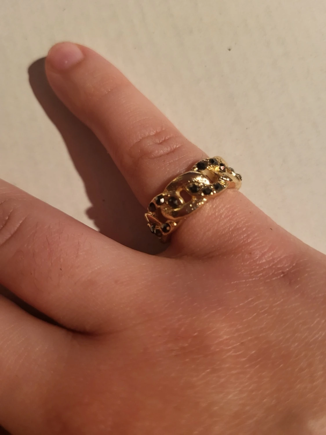 Gold coloured ring - 1