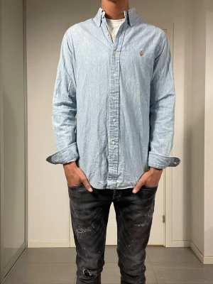 Polo Ralph Lauren Skjorta  - Säljer nu denna Polo Ralph Lauren Skjorta, skriv för fler bilder/frågor🙌🏼