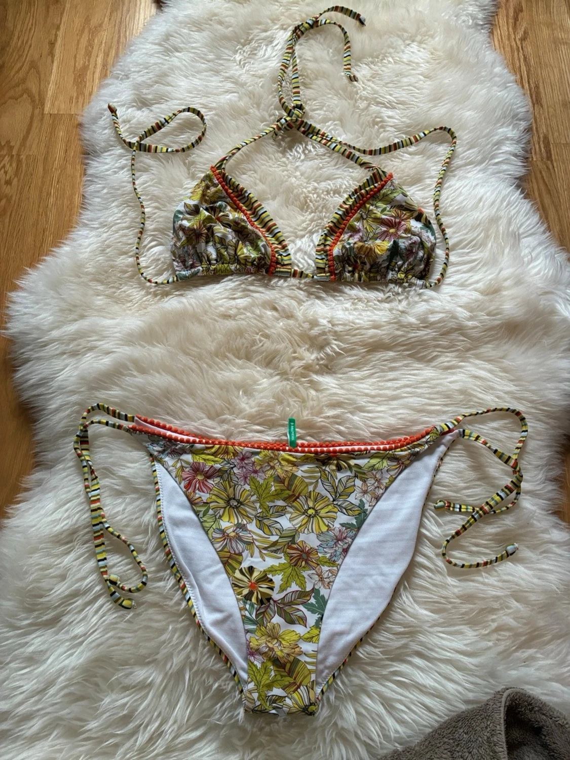 Palmers Blommig och randig bikini med knyt