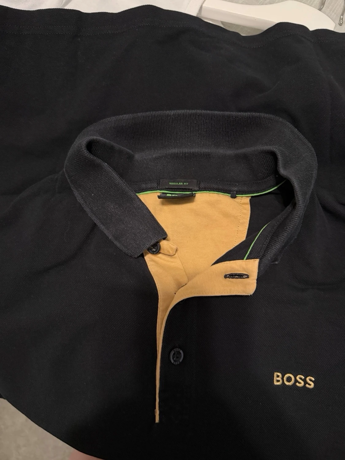 Svart kortärmad piké från BOSS - 5