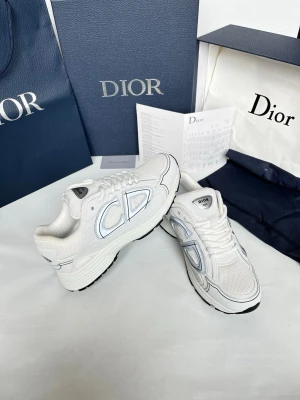 DiorB30 - .