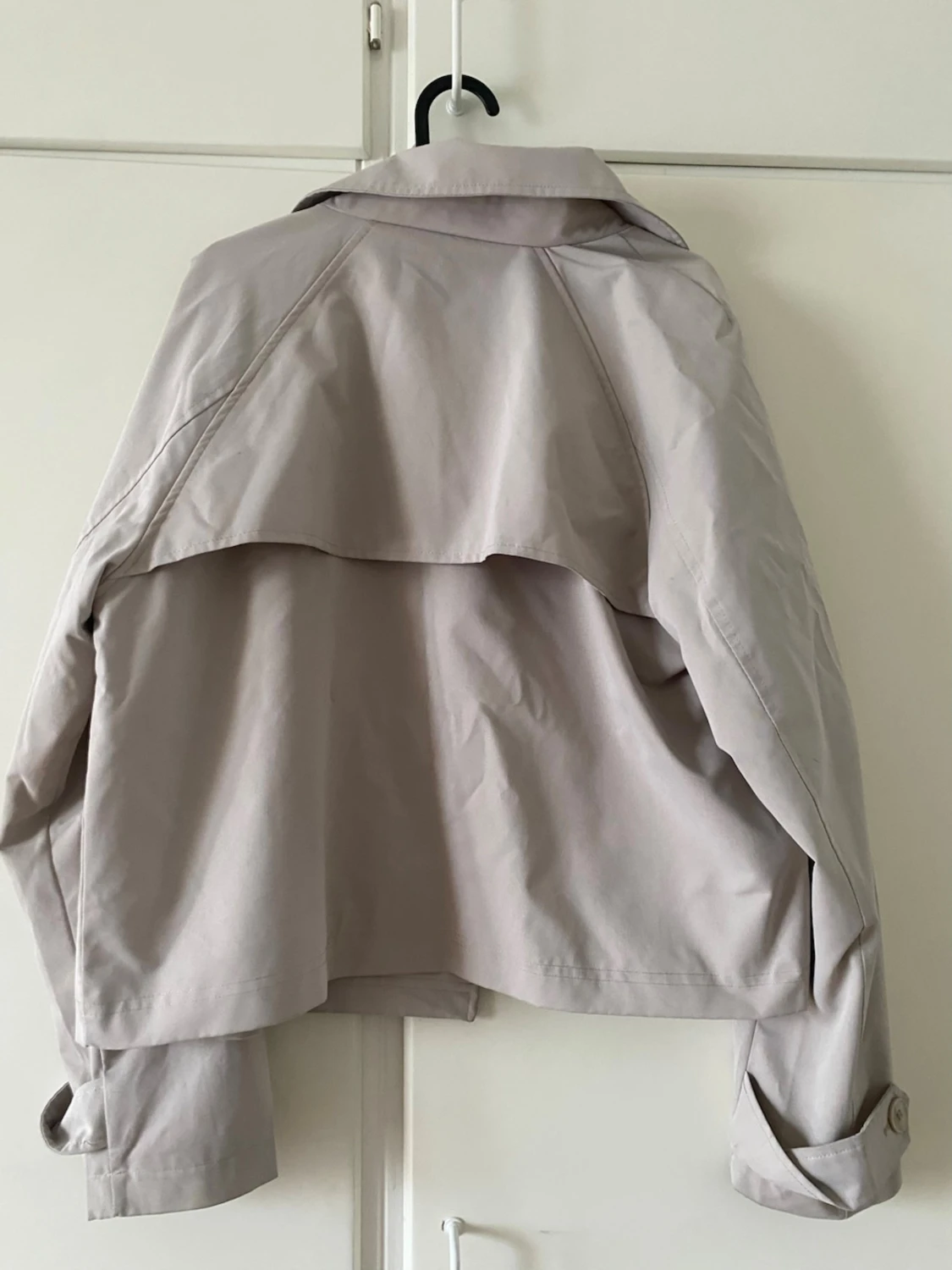  beige trenchcoat  - 1