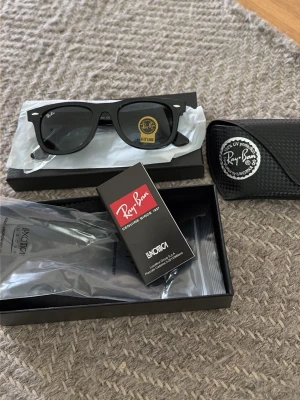 Ray-Ban Wayfarer  - Helt nya 